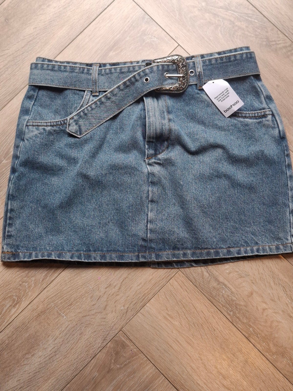 Boohoo denim rokje met riem - Ideaal voor festival, Maat 38/40 (M), Blauw, Boohoo, Nieuw