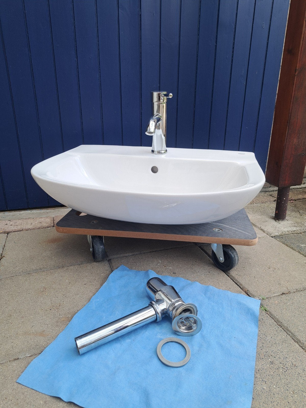 Nieuwe wastafel en kraan van Grohe zie foto's., Ophalen, Nieuw, Wastafel