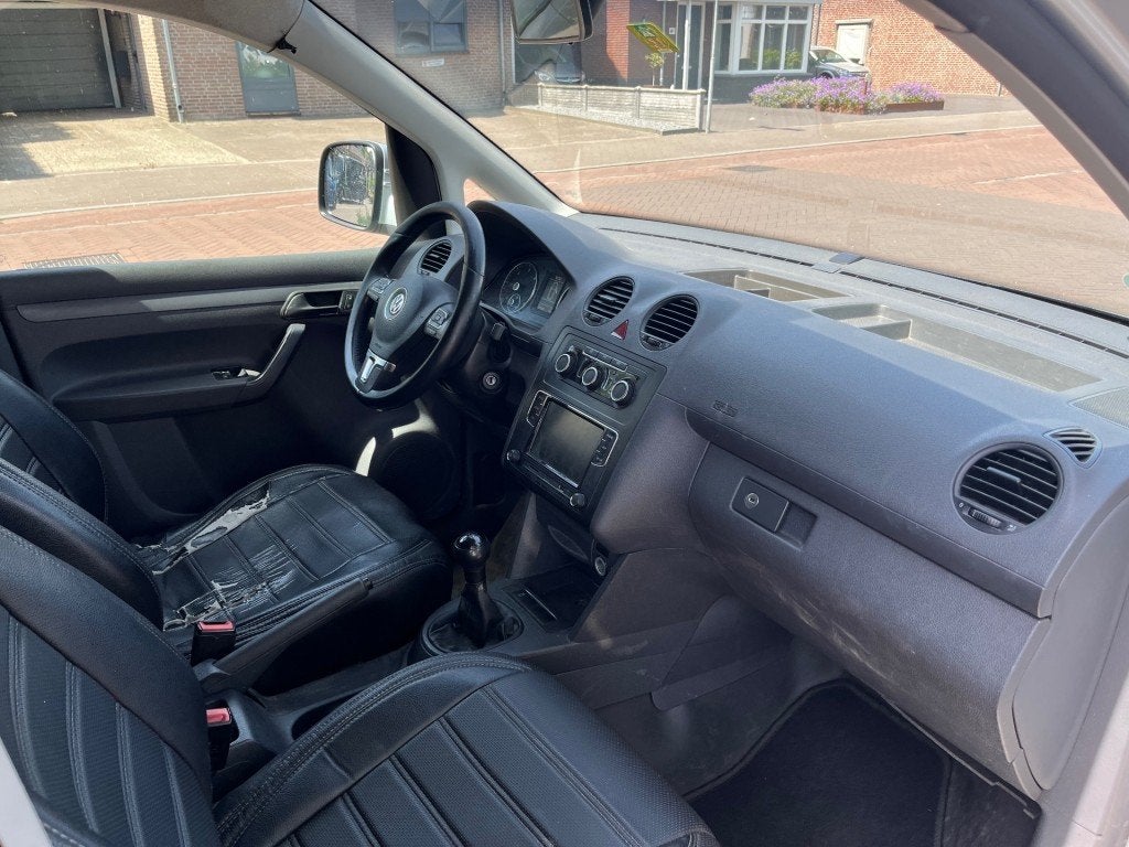 Volkswagen CADDY 1.6 TDI / CARPLAY / TREKHAAK / AIRCO / CRUI, Auto's, 74 pk, Startonderbreker, 4 cilinders, Volkswagen