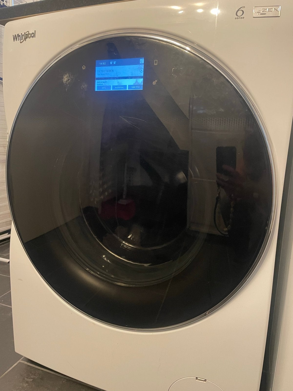 Whirlpool wasmachine met beschadigd bedieningspaneel, Witgoed en Apparatuur, Ophalen, 1200 tot 1600 toeren, Gebruikt, Voorlader