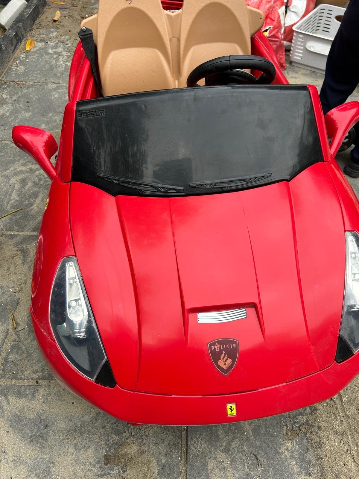 Ferrari kinderauto elektrisch - Rood, Kinderen en Baby's, Speelgoed | Speelgoedvoertuigen, Ophalen of Verzenden, Gebruikt