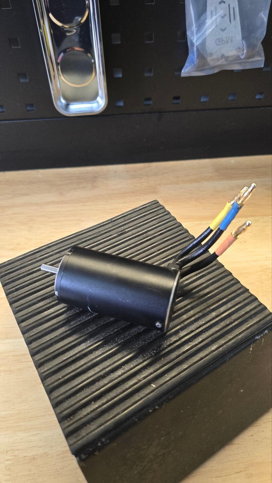 Brushless motor 2000kv 4074, Ophalen of Verzenden, Zo goed als nieuw, Overige schalen, Auto offroad
