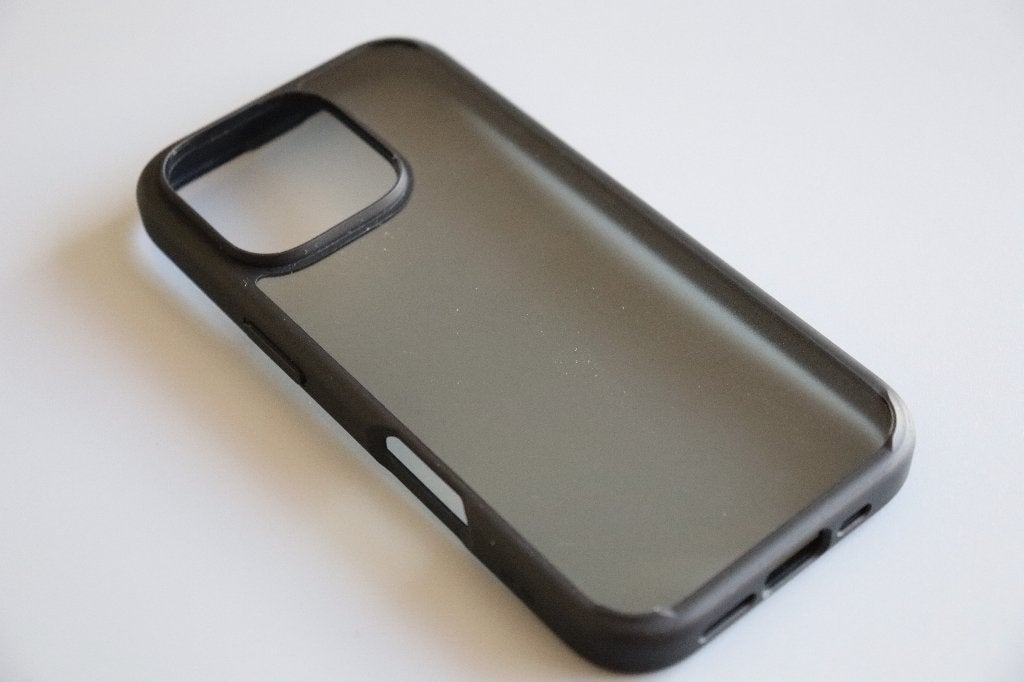 iPhone 16 Pro hoesje | Spigen Ultra Hybrid, IPhone 16 Pro, Hoesje of Tasje, Ophalen of Verzenden, Zo goed als nieuw
