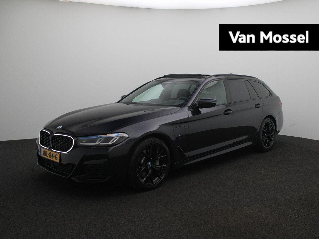 BMW 5-serie Touring 530e Business Edition Plus | Digital Key, Auto's, BMW, Achterwielaandrijving, Gebruikt, 4 cilinders, Automatische klimaatregeling
