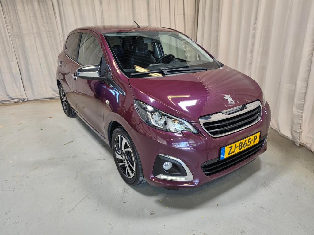 Peugeot 108 Allure met lage km stand 1.0 E-vti 72pk 5D 2019, Voorwielaandrijving, Stof, Zwart, Overige kleuren