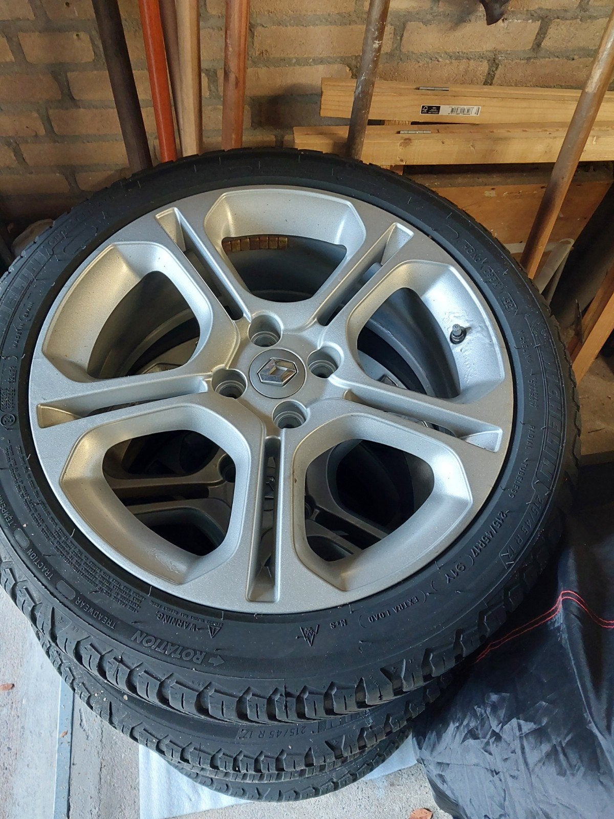 Te koop Renault Clio gt velgen, Ophalen, 17 inch, All Season, Band(en)