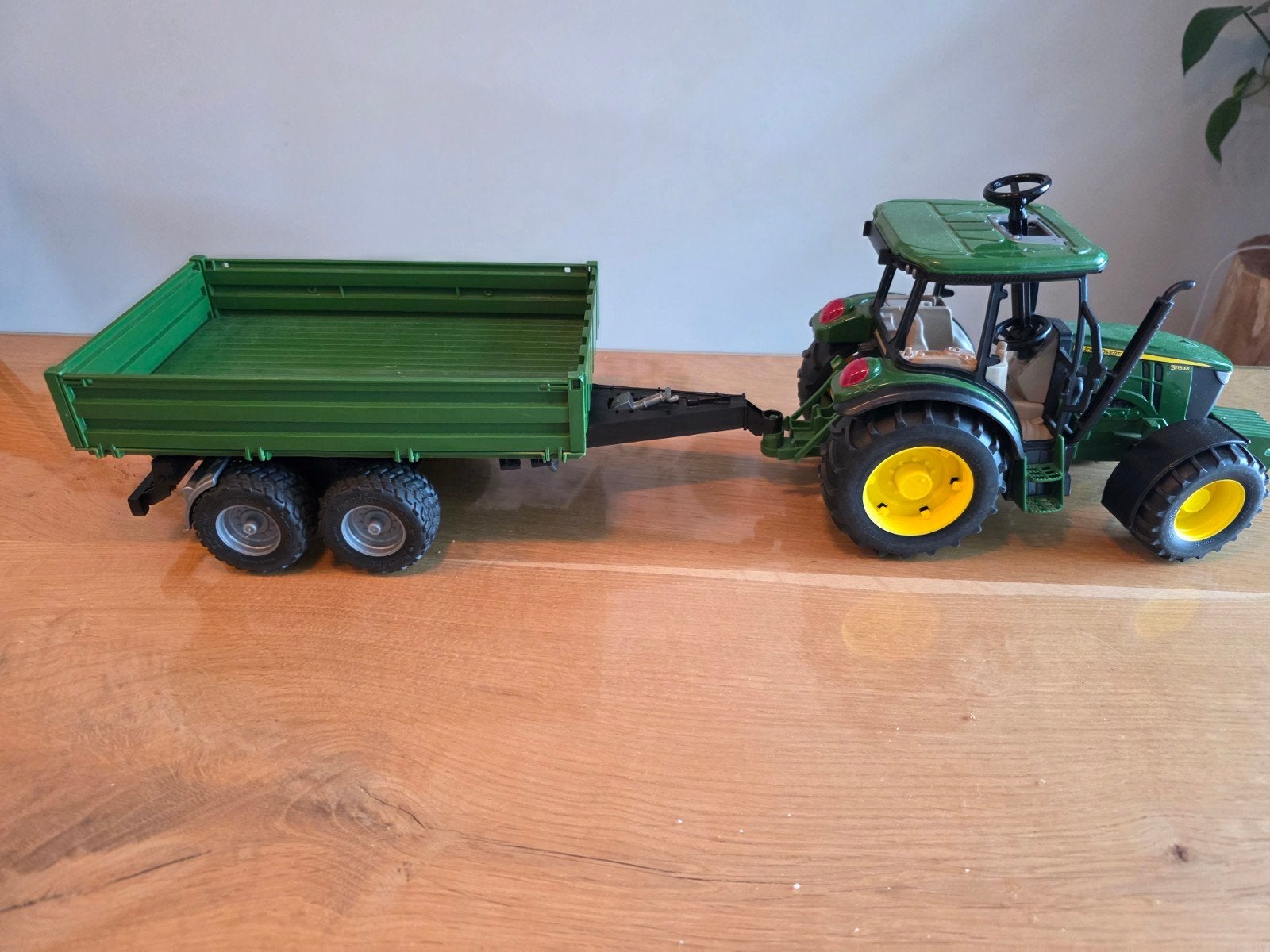 Bruder John Deere tractor met aanhanger, Ophalen, Zo goed als nieuw