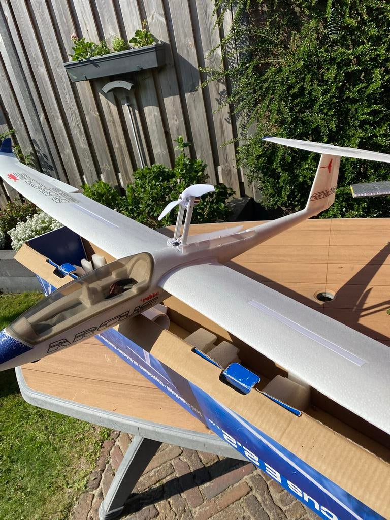 RC Zweefvliegtuig Robbe Arcus 2.2 - Zo goed als nieuw, Ophalen of Verzenden, Zo goed als nieuw, Elektro, RTF (Ready to Fly)
