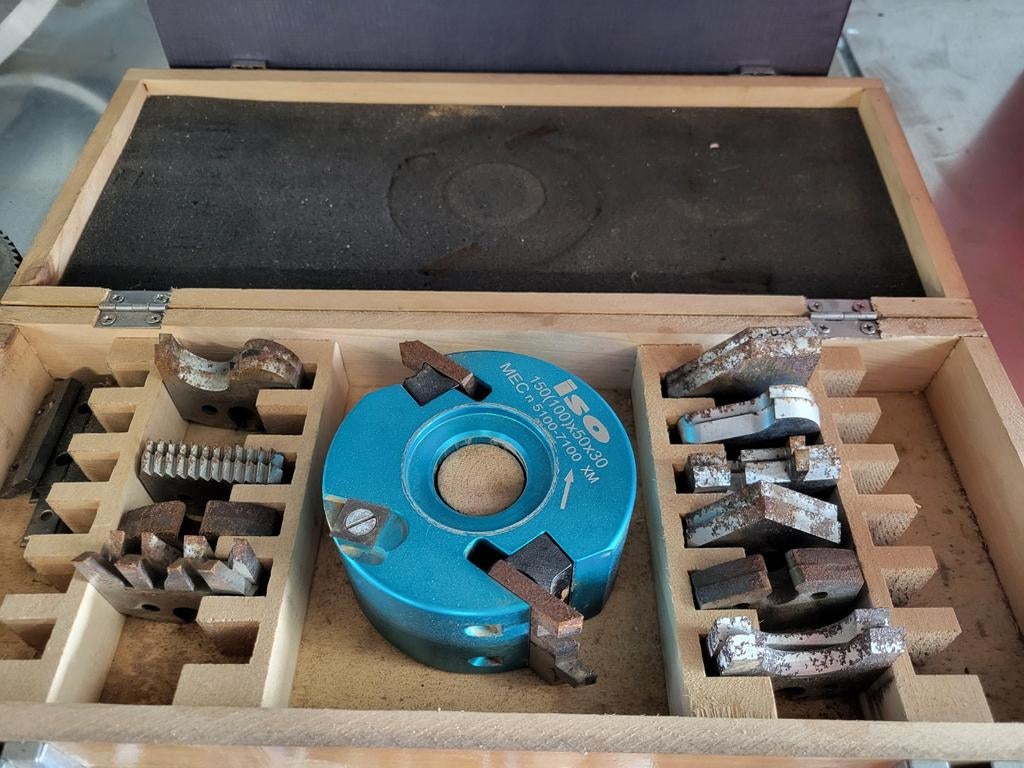 ISO Freesset met diverse frezen in houten kist, Gebruikt, Ophalen of Verzenden, Bovenfrees, ISO