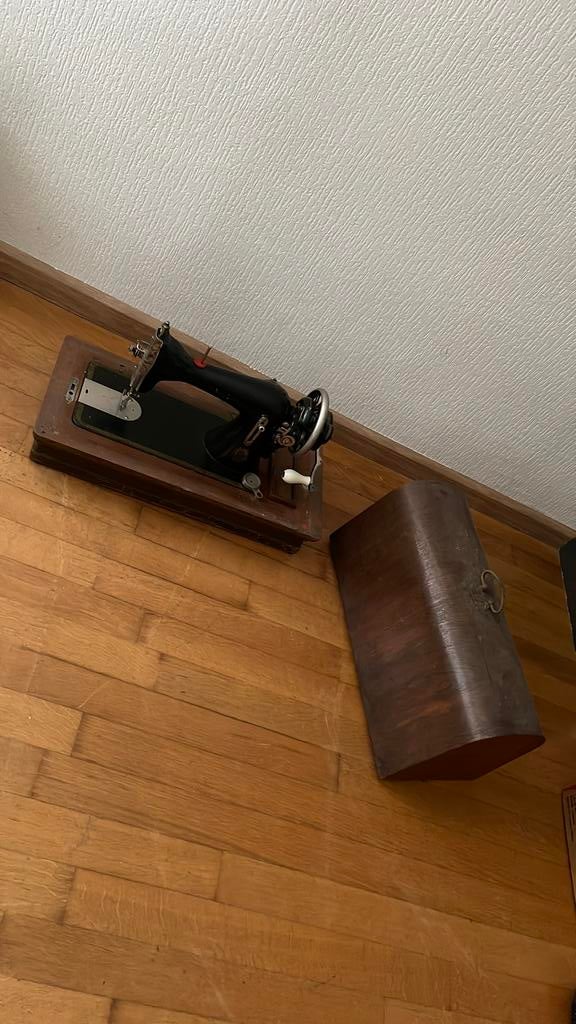 Antieke naaimachine, Ophalen of Verzenden