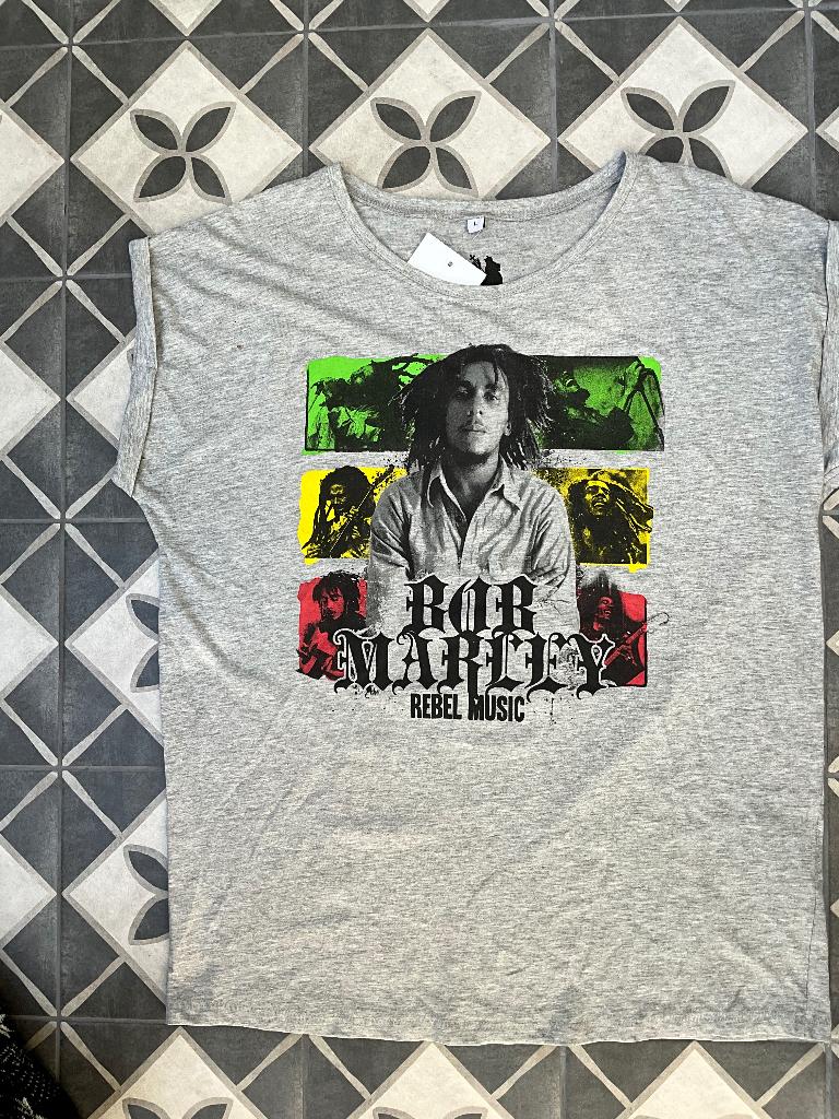 Gaaf shirt van Bob Marley - "Rebel Music" Maat L nieuw, Nieuw, Ophalen of Verzenden, Kleding, Gaaf shirt van Bob Marley - "Rebel Music" Maat L nieuw