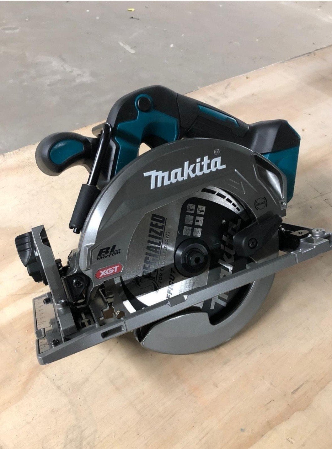 Makita Cirkelzaag HS012G XGT 40V Max - Zo goed als nieuw, Ophalen, Cirkelzaag, 70 mm of meer, Zo goed als nieuw