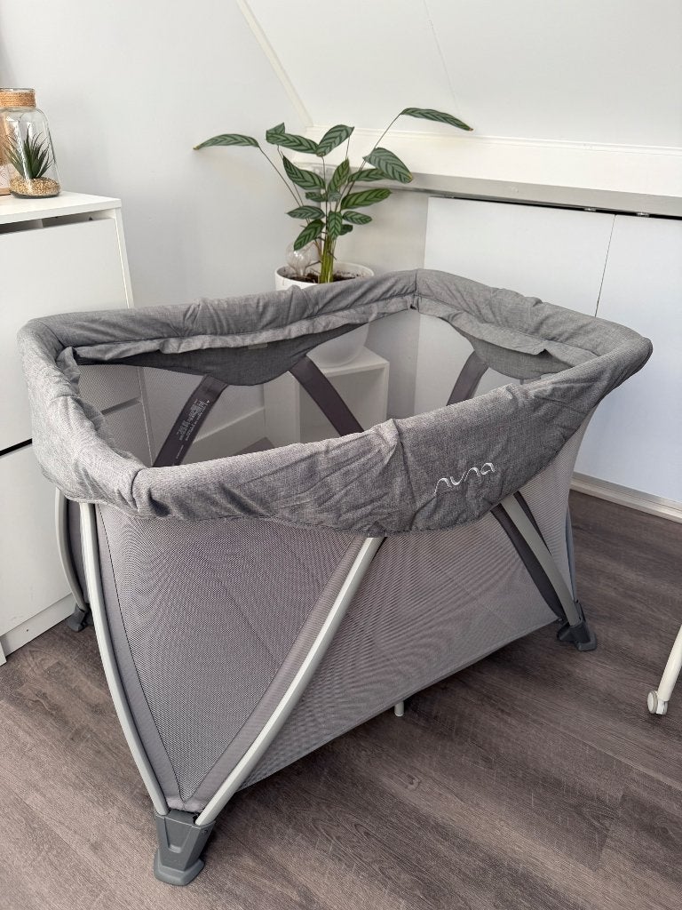 Nuna campingbed, Ophalen, Zo goed als nieuw, Reisbedje
