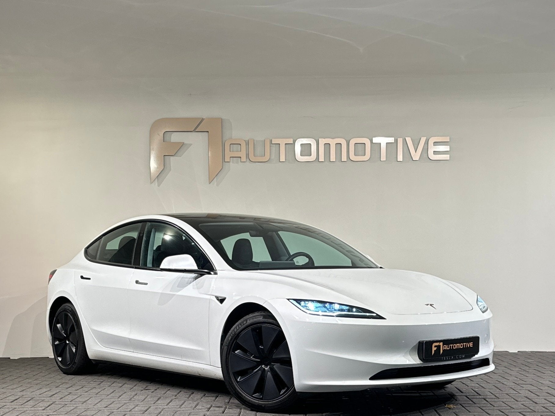 Tesla MODEL 3 RWD 60 kWh 94% Pano|Self-Drive|Stoelventilatie, Auto's, Automaat, 513 km, Achterwielaandrijving, 1736 kg