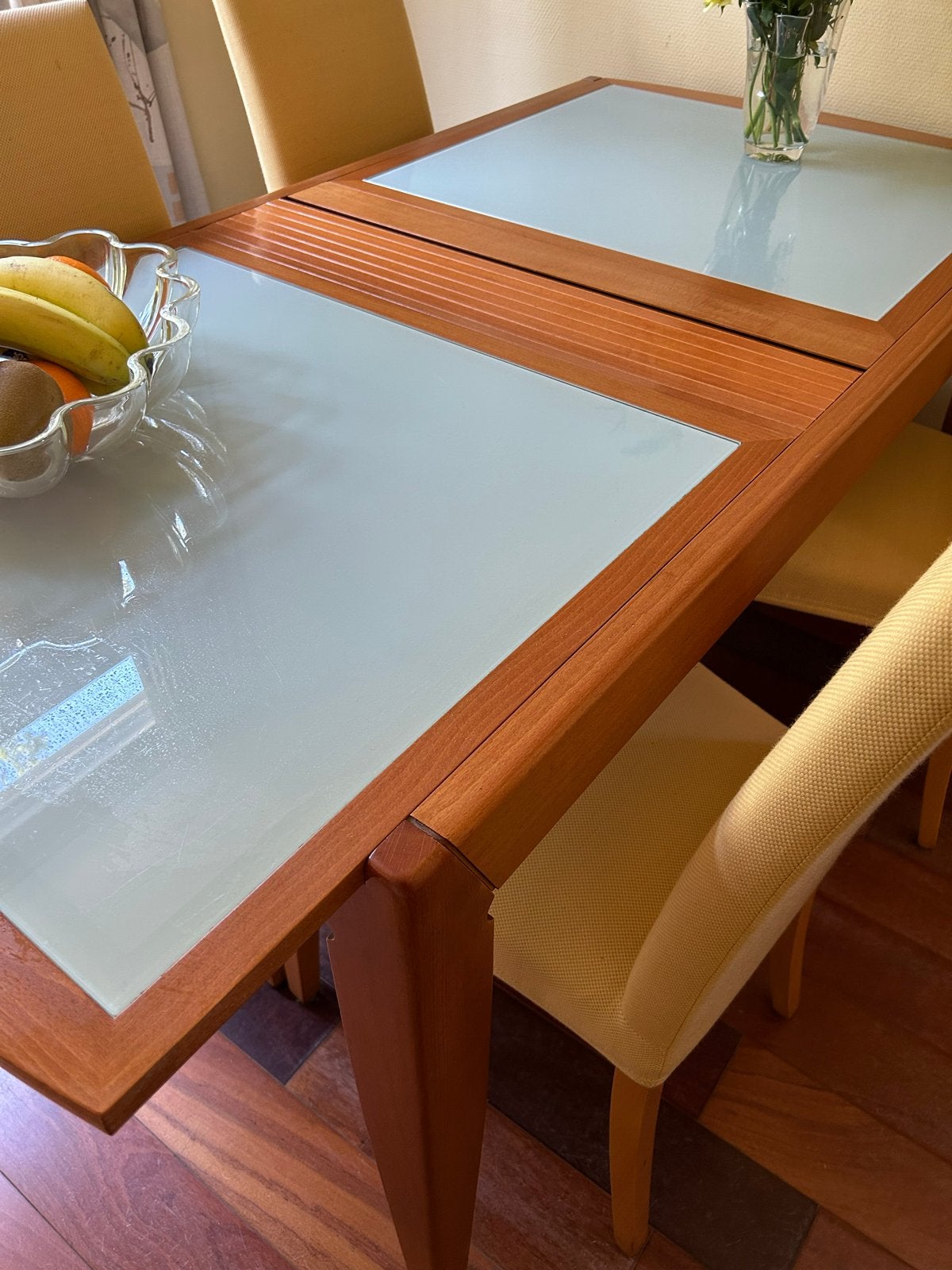 Uitschuifbare eettafel met glazen blad en 4 stoelen, Ophalen, Gebruikt, 50 tot 100 cm, Glas