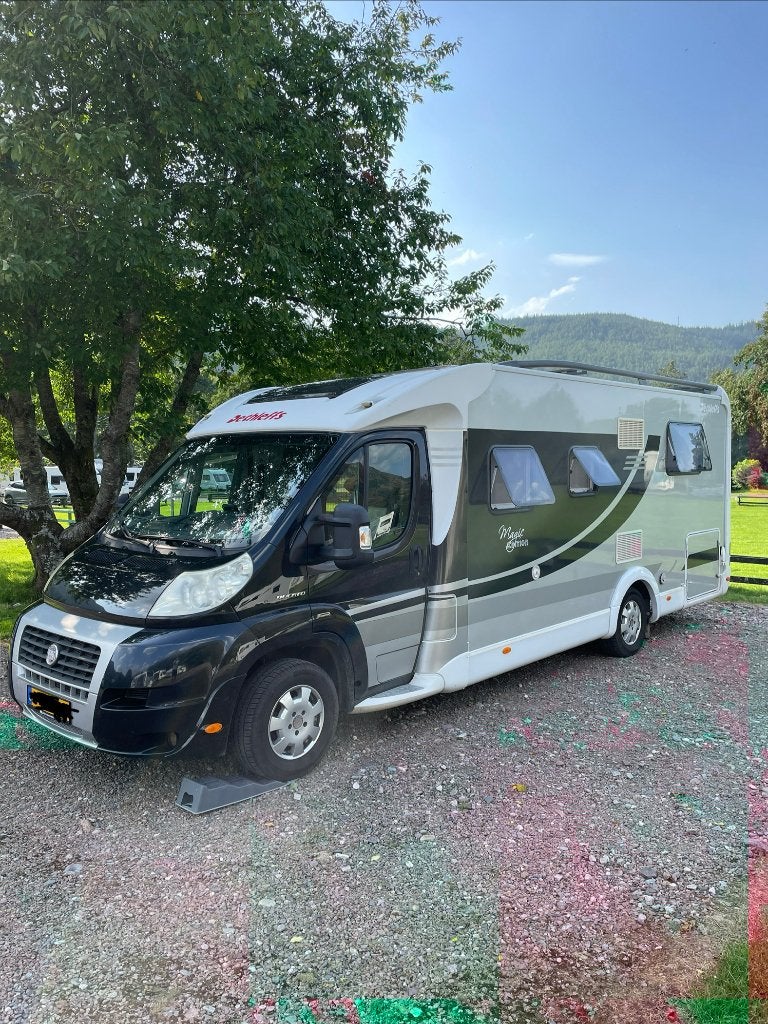 Dethleffs Magic Edition zeer complete camper, Ringverwarming, Startonderbreker, Fiat, Afzuigkap