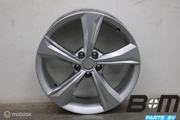 1 losse 19 inch lichtmetalen velg Audi Q5 80A601025K, Gebruikt, Velg(en)
