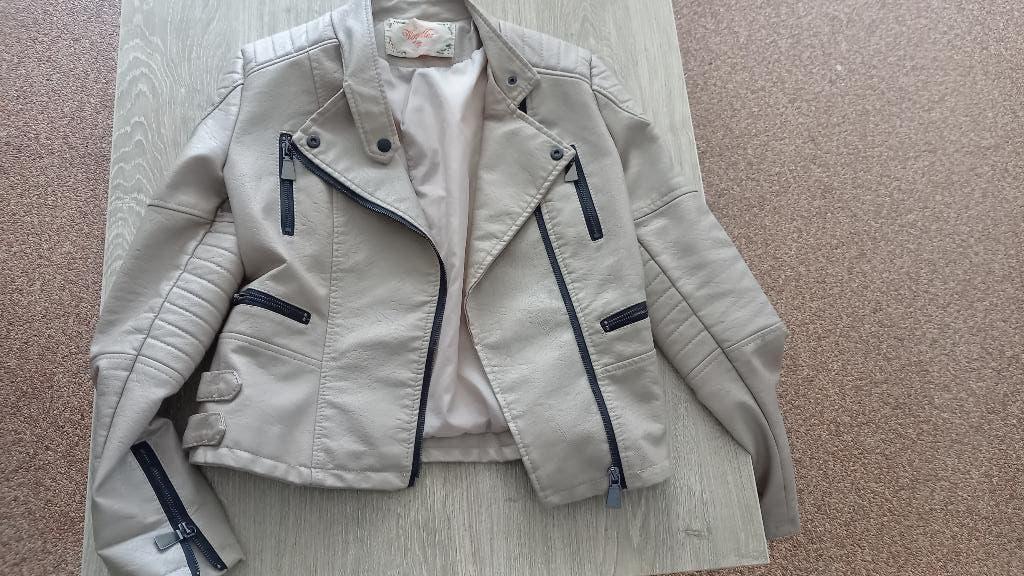 Jasje, Maat 38/40 (M), Beige, Ophalen of Verzenden, Zo goed als nieuw