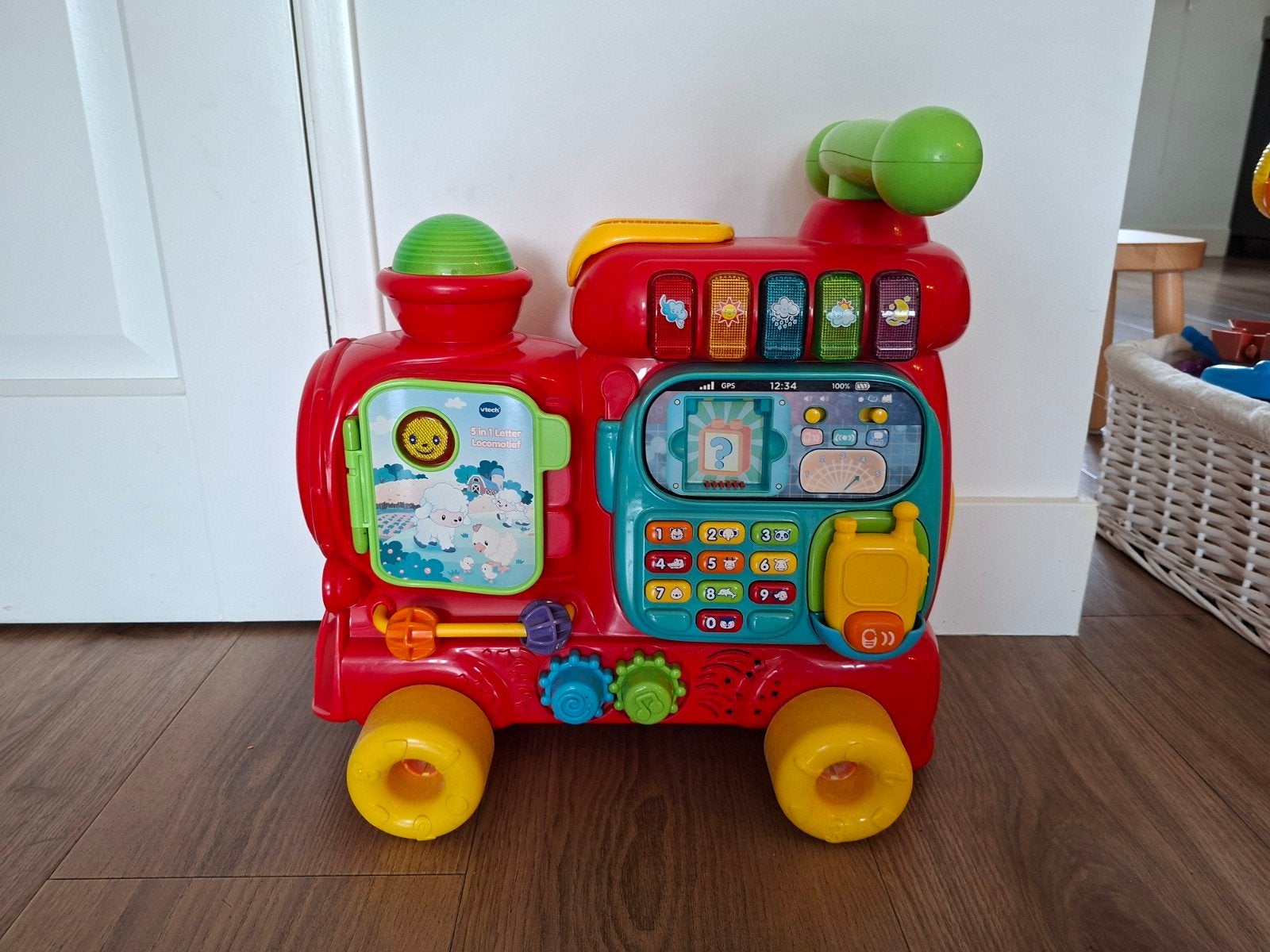 V Tech rijd & leer letter locomotief, Kinderen en Baby's, Speelgoed | Vtech, Ophalen, Gebruikt, 2 tot 4 jaar