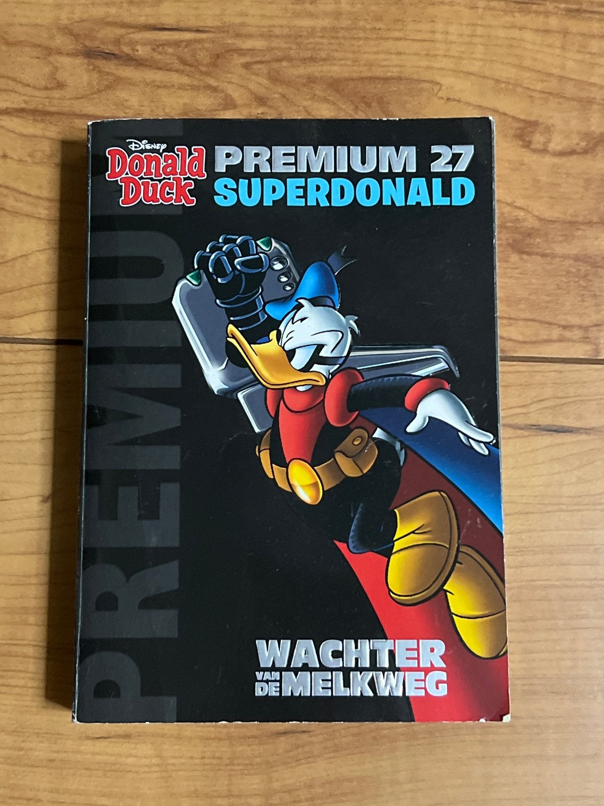 Donald Duck Premium 27 Superdonald Wachter van de Melkweg, Boeken, Stripboeken, Eén stripboek, Ophalen, Zo goed als nieuw