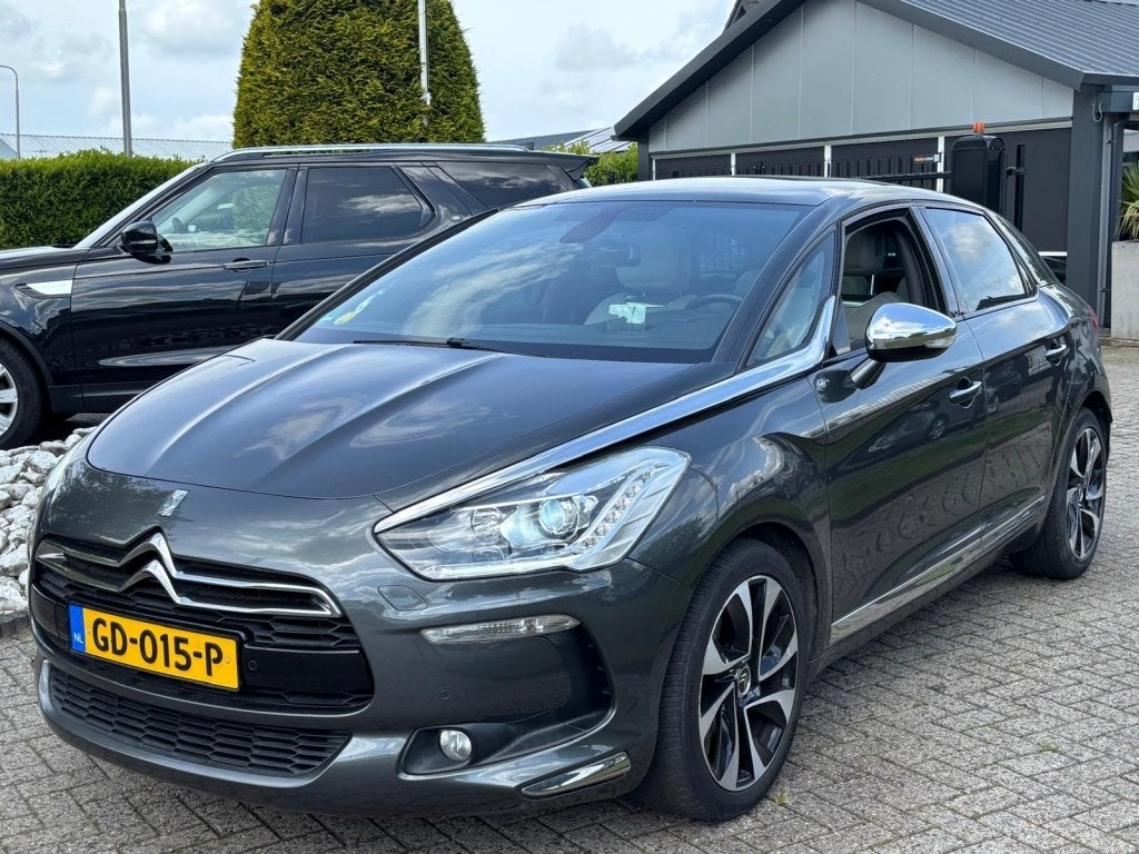 Citroën DS5 1.6 HDI Executive 2015 143.000 KM Leer Trekhaak