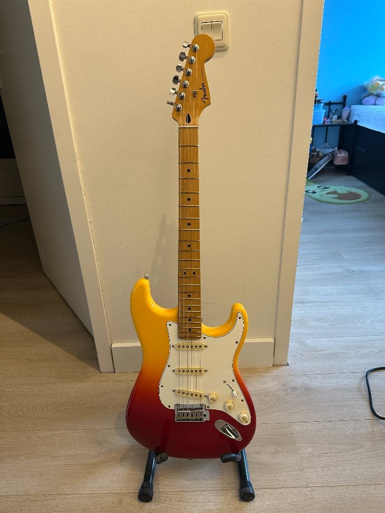 Fender Player Plus Stratocaster Tequila Sunrise incl. Gigbag, Ophalen, Zo goed als nieuw, Solid body, Fender