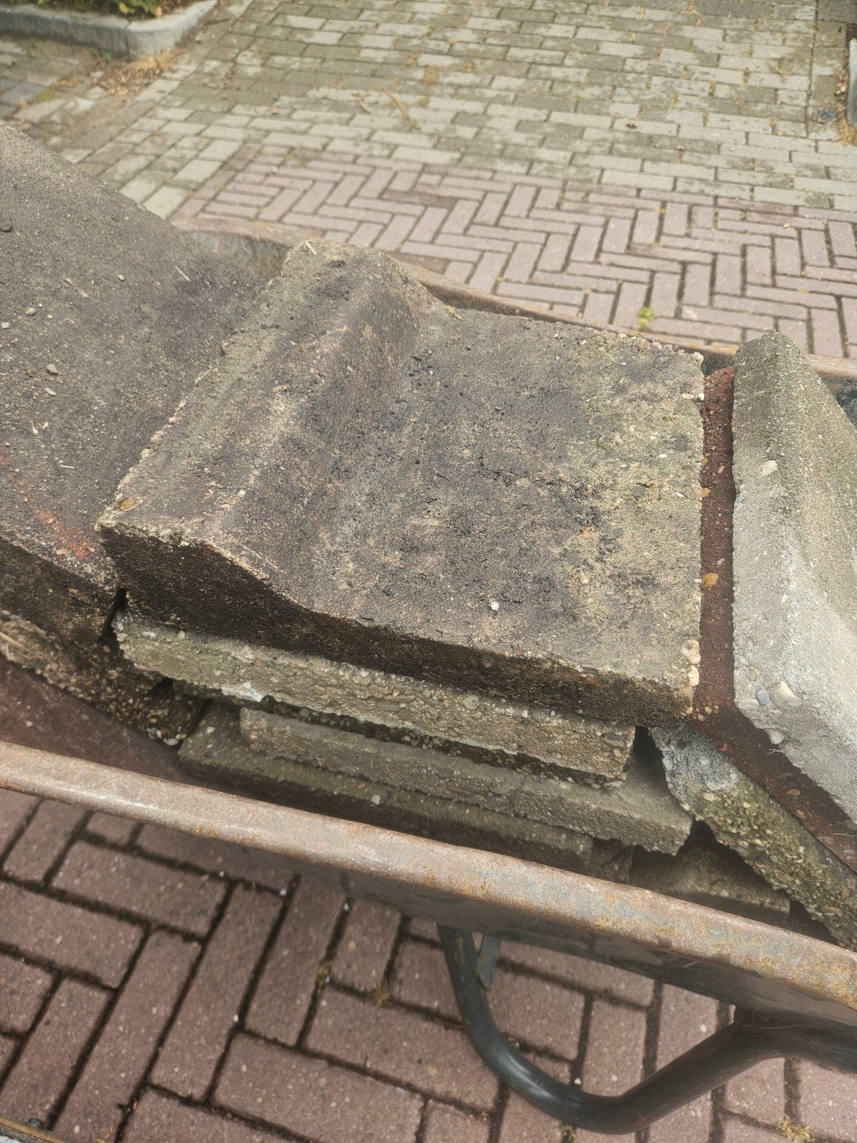30x30x5 L elementen, Gebruikt, Overige typen, Beton, 5 tot 10 m²