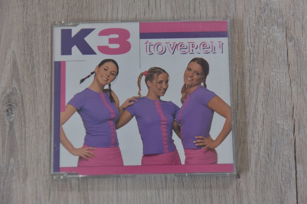 K3 - TOVEREN 2 TRACK, Cd's en Dvd's, Cd Singles, Verzenden, Kinderen en Jeugd, Zo goed als nieuw, Inclusief boekje