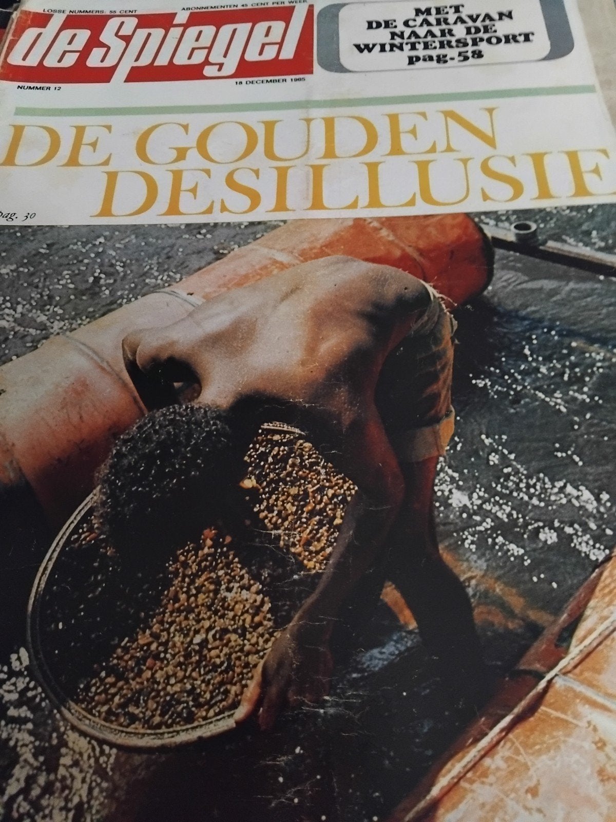 40x de Spiegel. o.a.Jan Kruis, W.Lohman, Ophalen of Verzenden, Gelezen