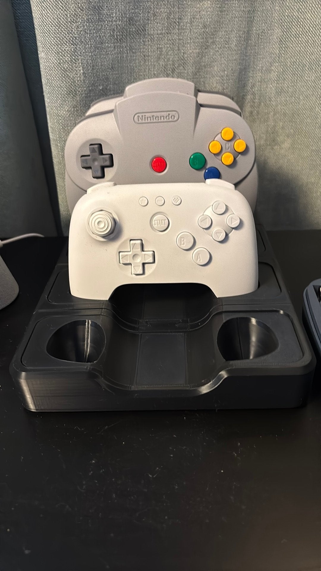 Foto 9 van PS5 Controller Onzichtbare Standaard - Op maat gemaakt
