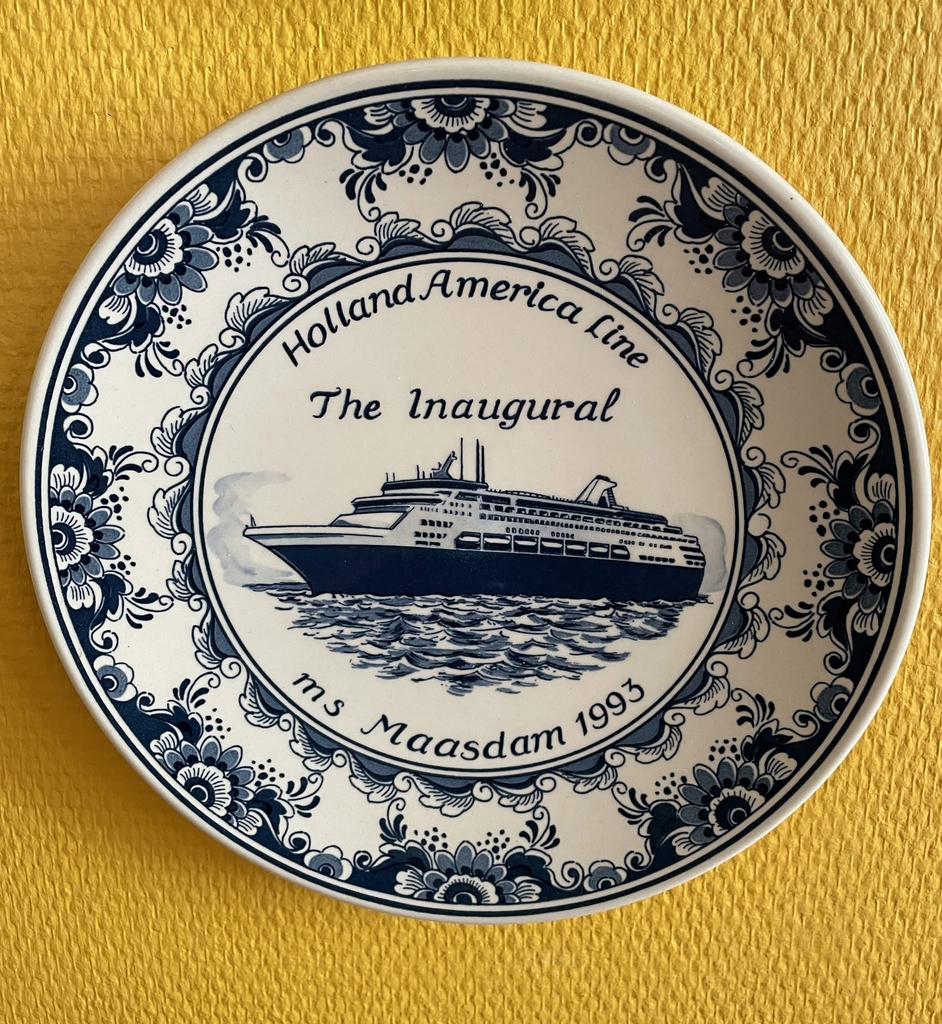 Gezocht: bord van de HAL van ms Maasdam 1993, Ophalen