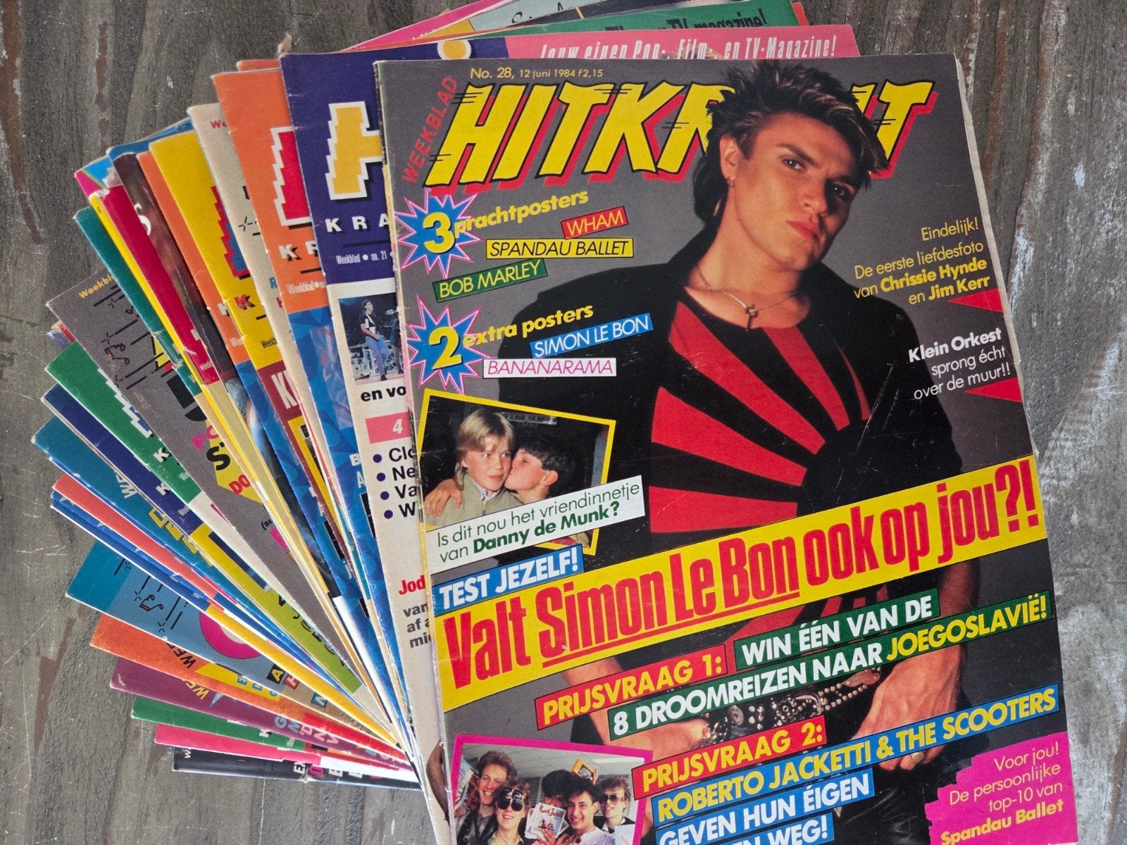 Stapel: 45 Hitkranten uit de periode 1983-1993, Boeken, Verzenden, Gelezen, Muziek, Film of Tv