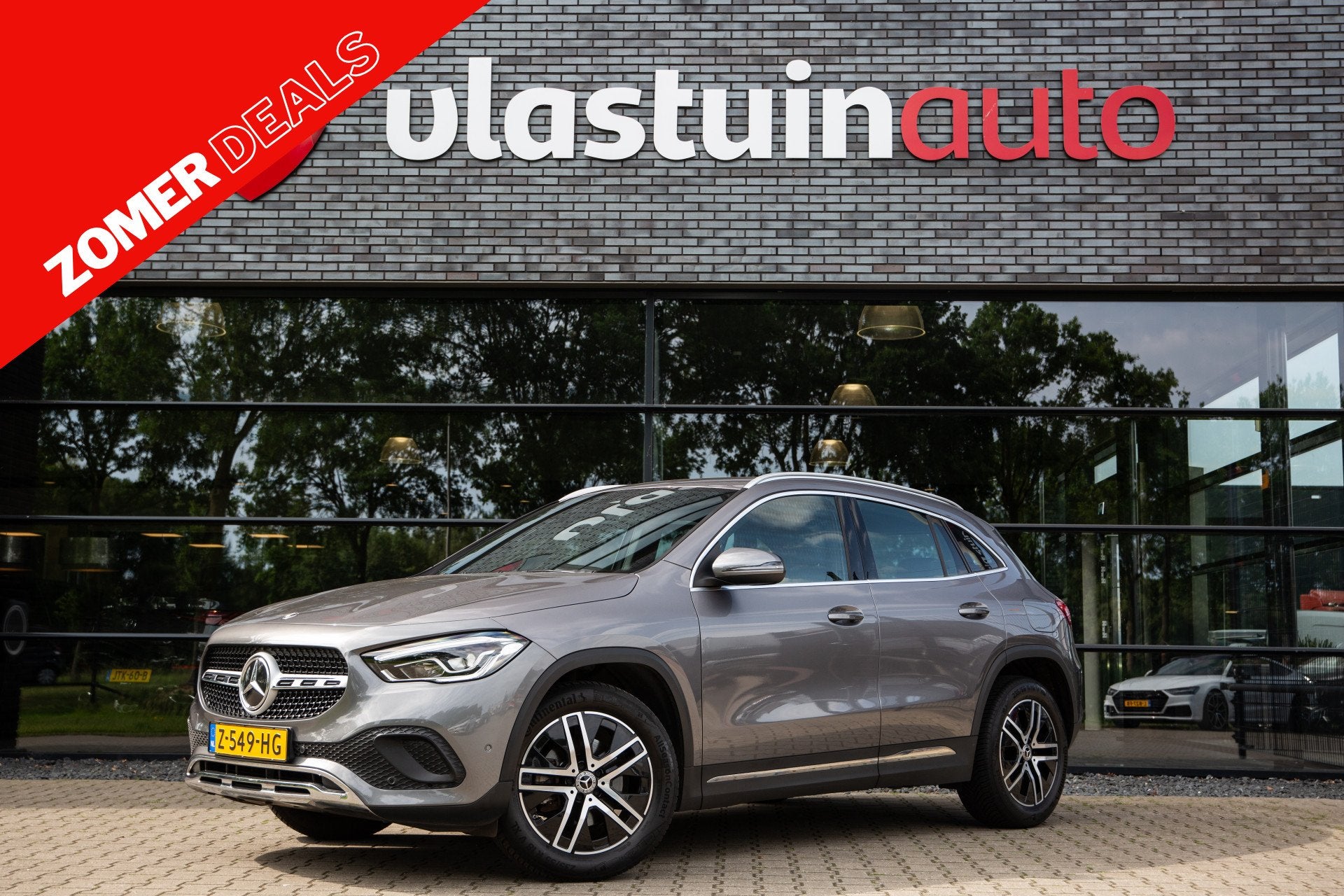 Mercedes-Benz GLA 200 AMG Line , Achteruitrijcamera, Stoelve, Auto's, 15 km/l, 4 cilinders, Leder en Stof, Automatische klimaatregeling
