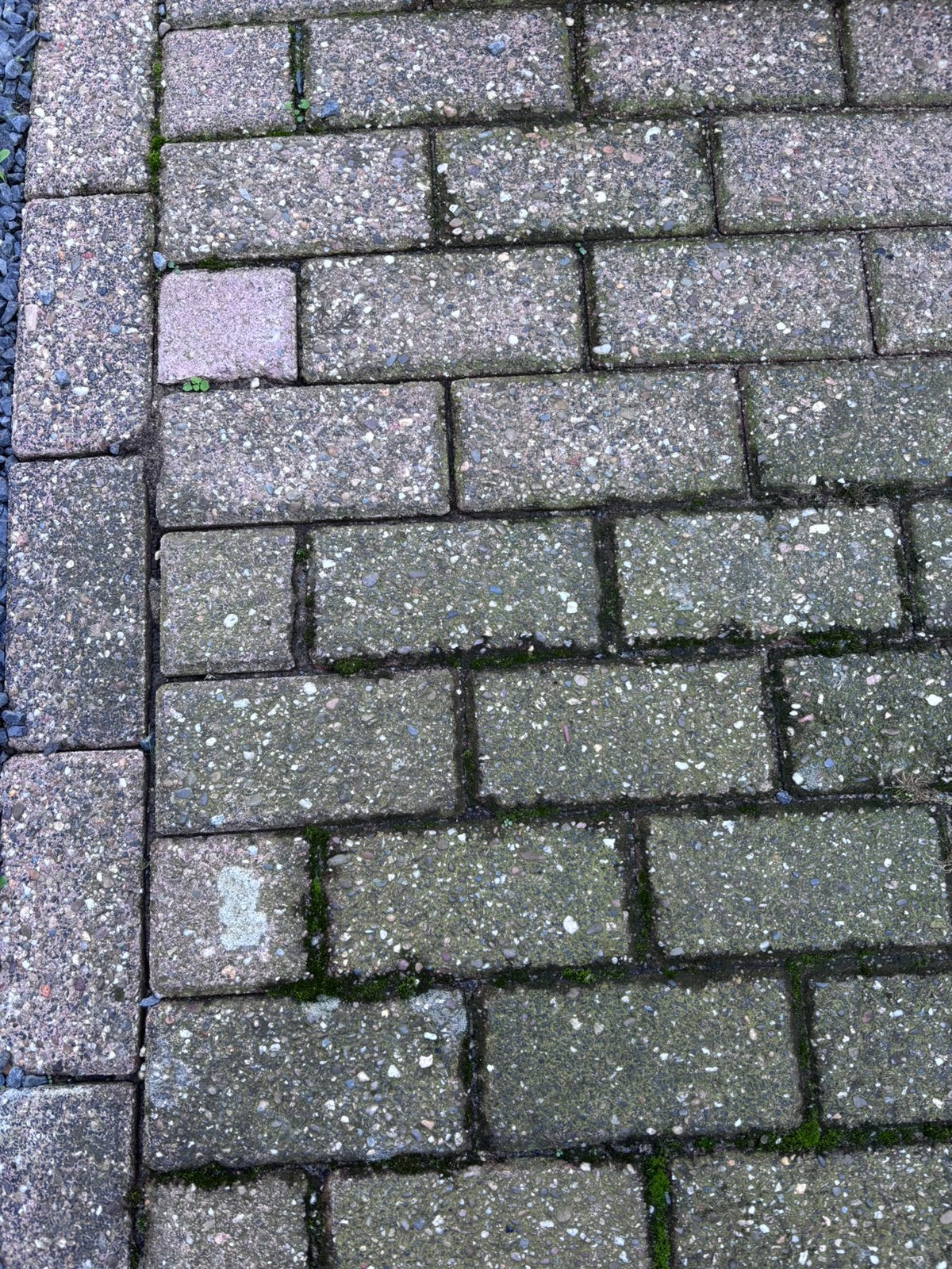 Gratis 45m2 stenen, Tuin en Terras, Ophalen, Zo goed als nieuw, Beton, Klinkers