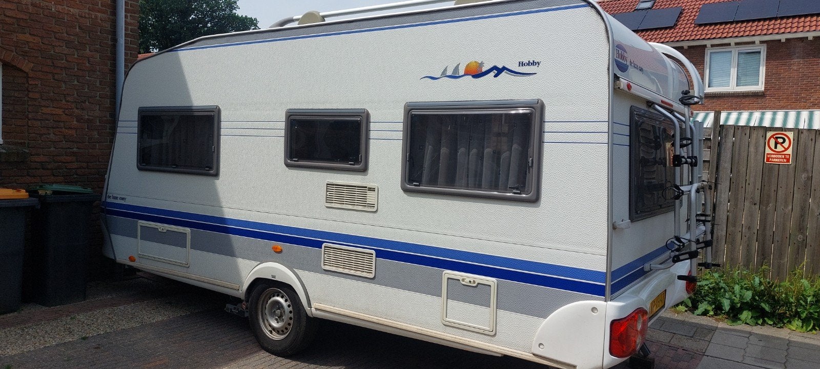 Hobby 460 ufe 2006 nieuwstaat mover voortent luifel, Rondzit, Hobby, Particulier, Vast bed