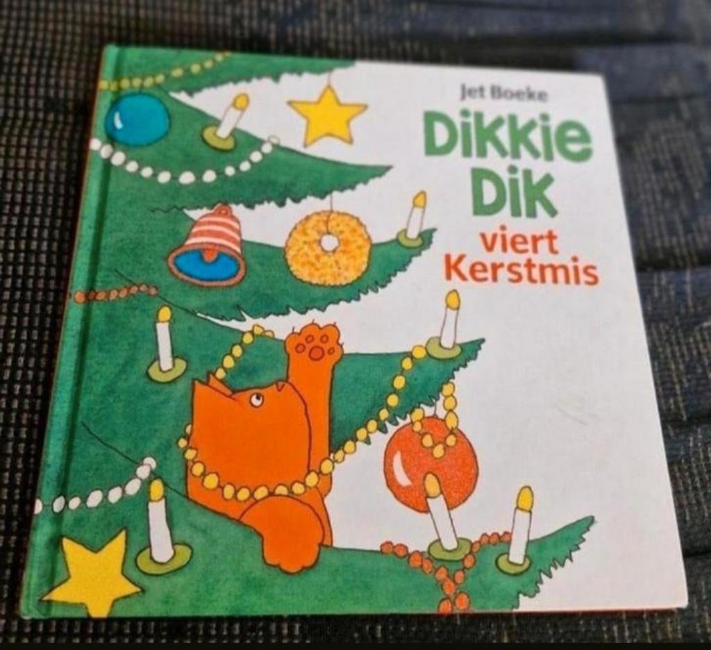 Boek Dikkie Dik viert Kerstmis, Ophalen of Verzenden, Zo goed als nieuw, 2 tot 3 jaar