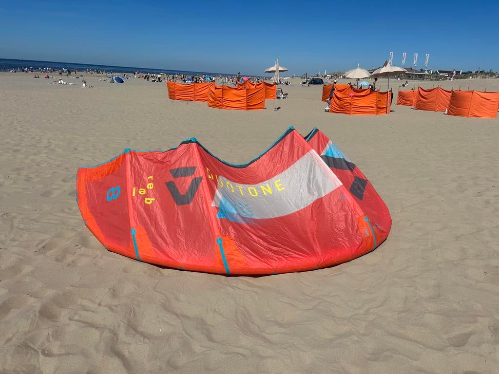 Duotone Rebel kite 8m, Gebruikt, Geen board, Ophalen of Verzenden, Kite