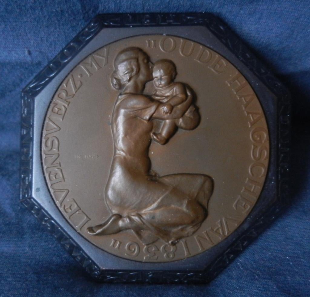 Bronzen presse papier 100 jr Haagsche Verz. Toon Dupuis 1936, Ophalen of Verzenden
