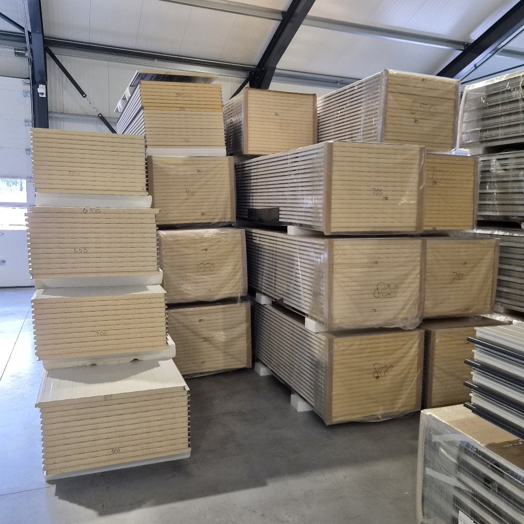 B-keus wand 40 mm dik, antraciet grijs / wit. Tot 8000 mm.