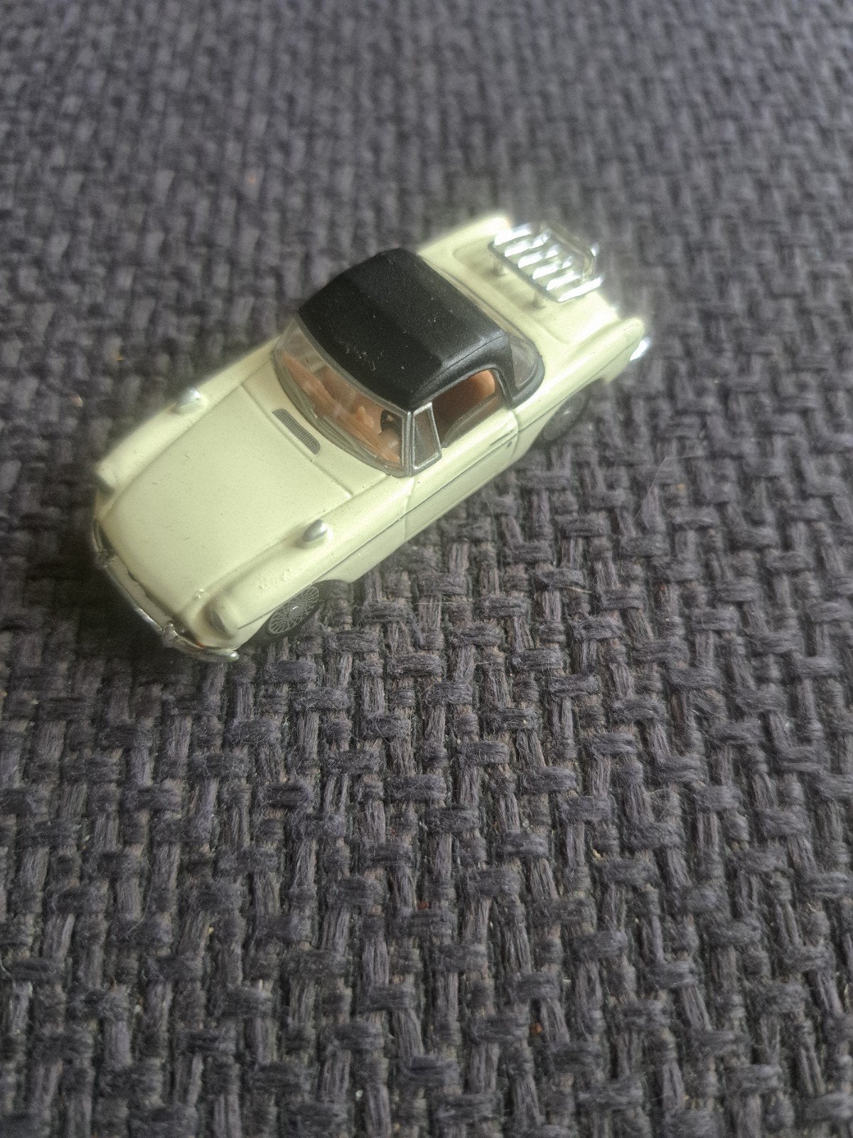 hongwell model mgb cabriolet schaal 1:72, Gebruikt, Auto, Ophalen of Verzenden, N.b