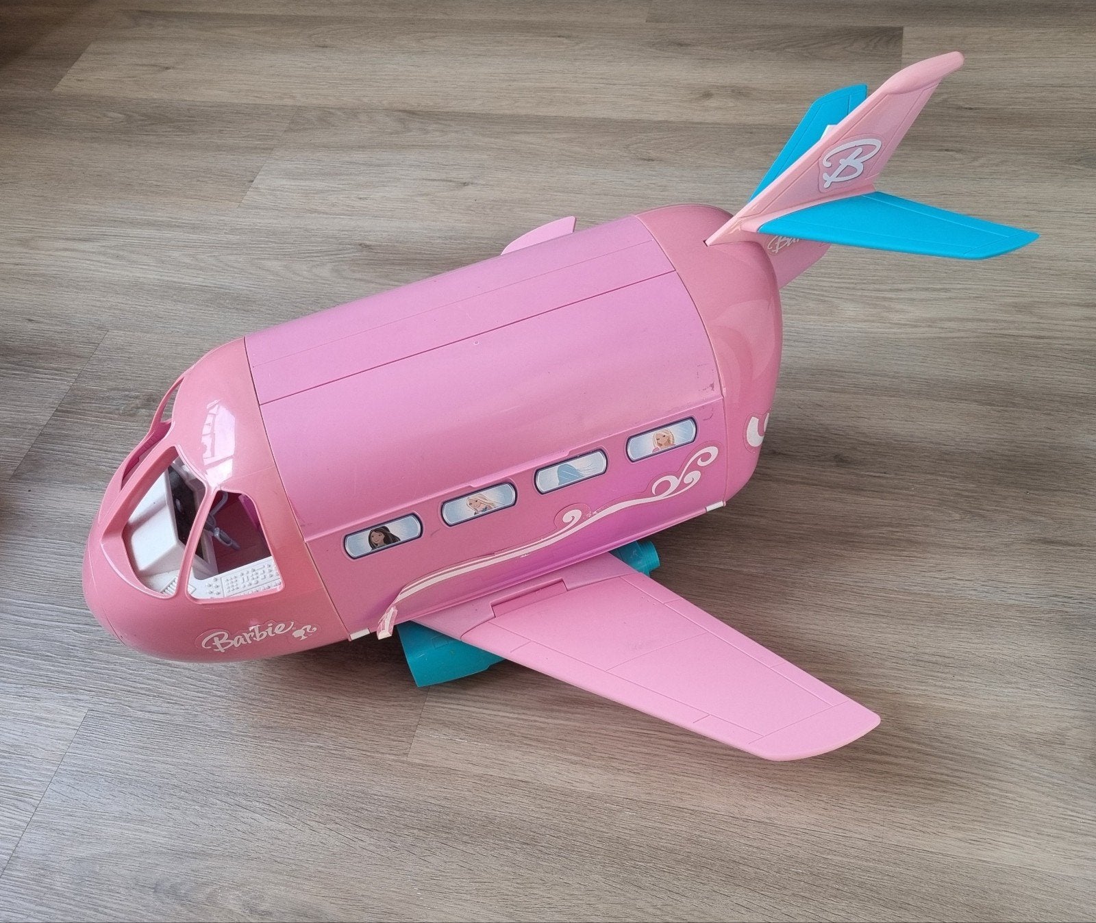 Barbie vliegtuig en camper set, Ophalen, Gebruikt, Barbie