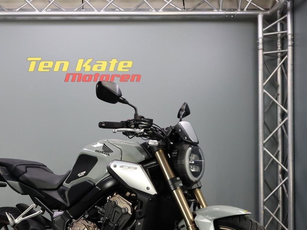Honda CB 650 R, 649 cc, Bedrijf, Meer dan 35 kW, Traction Control