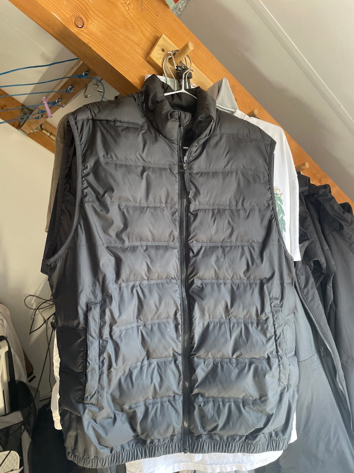 Zwarte gewatteerde bodywarmer, Ophalen of Verzenden, Gedragen, Maat 38/40 (M), Zwart