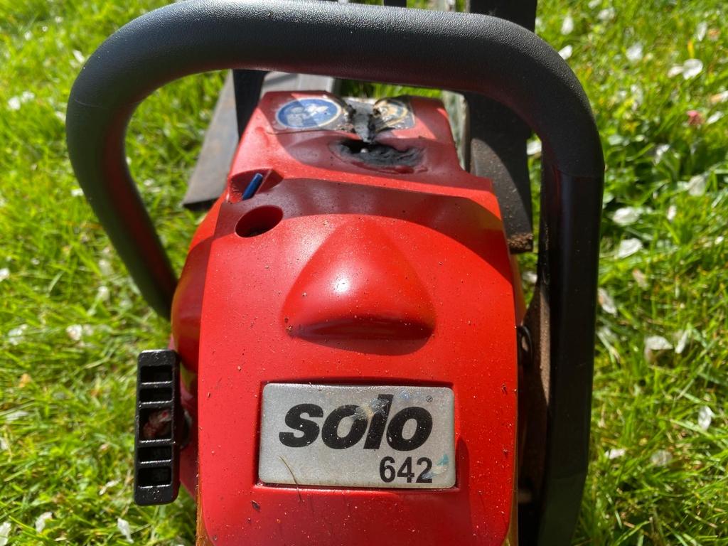Solo 642 Benzine Kettingzaag - Loopt niet, Ophalen, Gebruikt, Overige typen