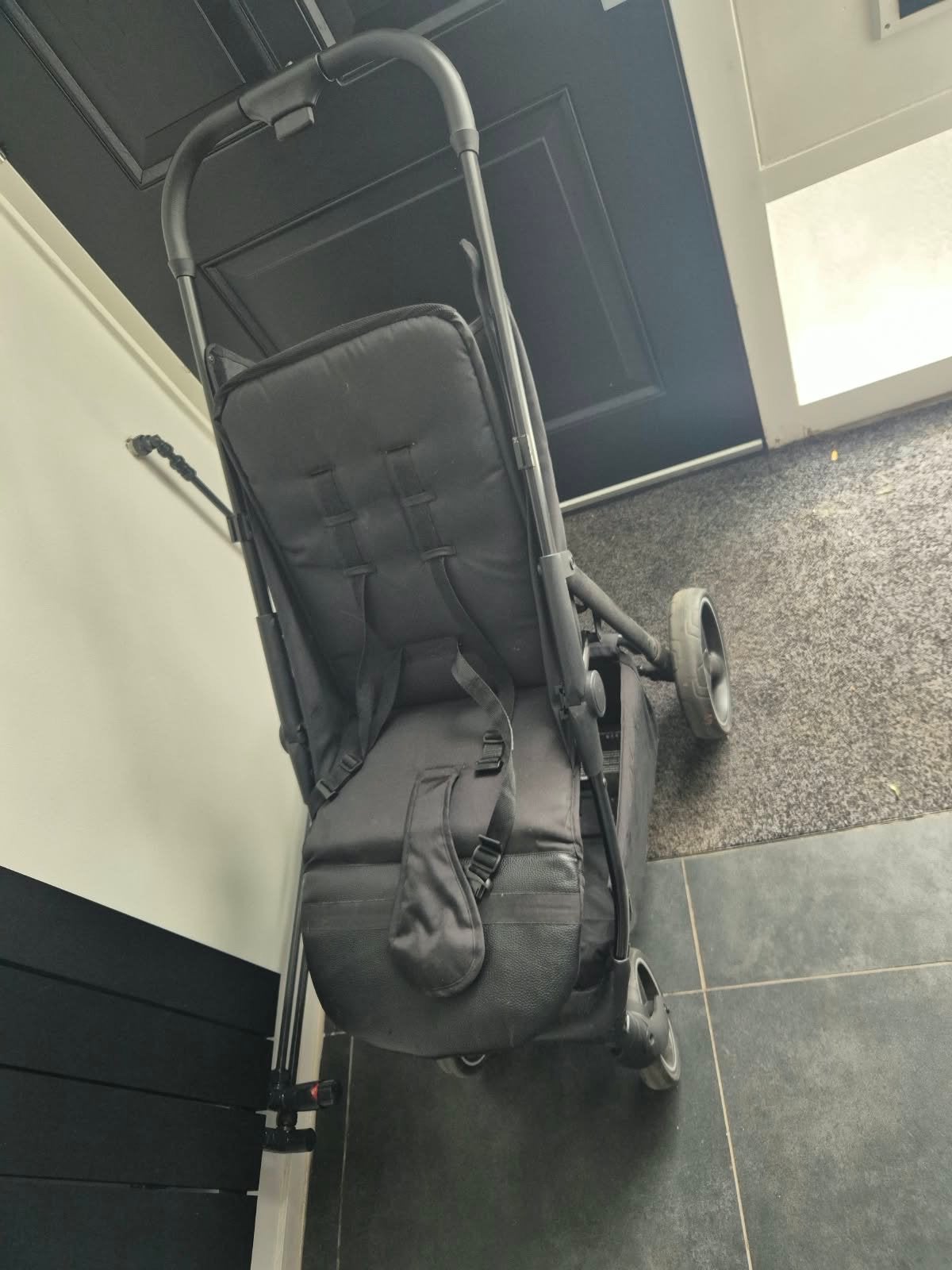 Buggy Puck - Compacte en handige kinderwagen, Kinderen en Baby's, Ophalen, Gebruikt, Overige merken, Verstelbare rugleuning