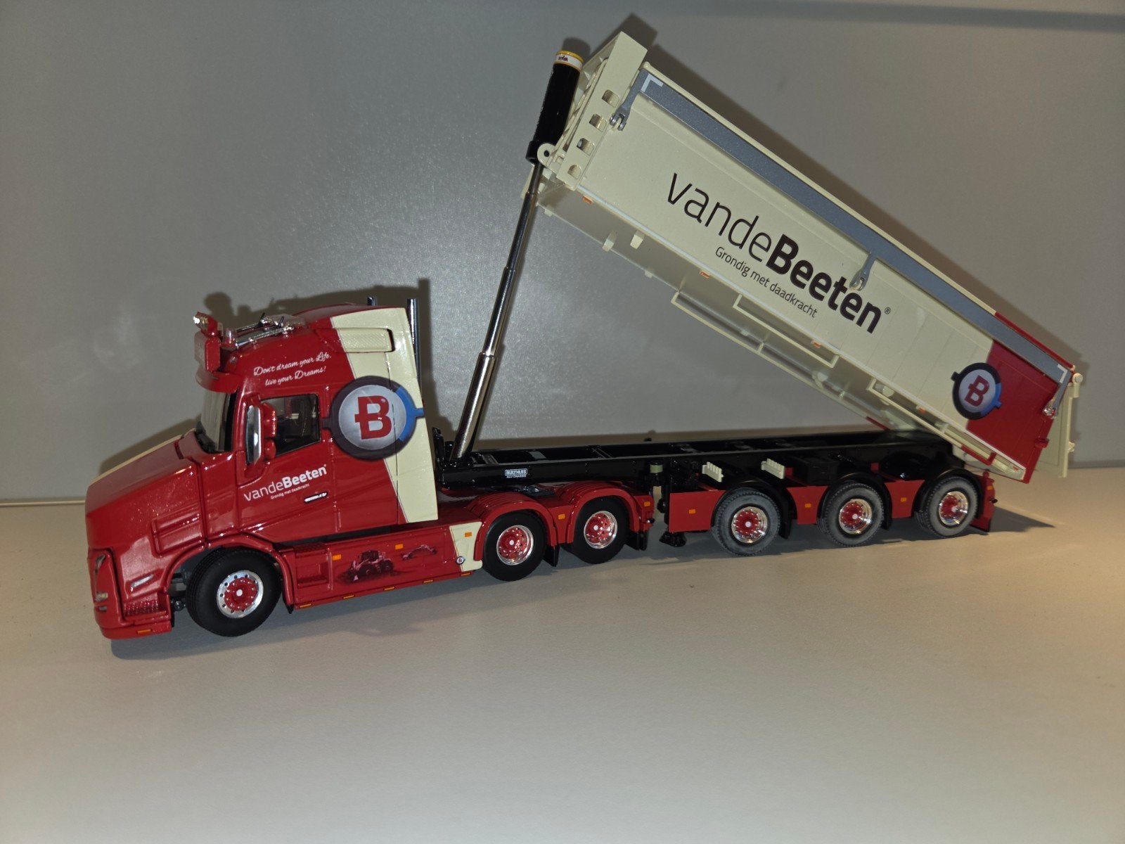 WSI Models VandeBeeten Volvo FH04 - Limited Edition, Overige merken, 1:32 tot 1:50, Nieuw, Ophalen of Verzenden