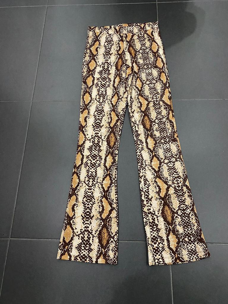 Nieuwe flared maat 40, Ophalen of Verzenden, Nieuw, Maat 38/40 (M), Lang