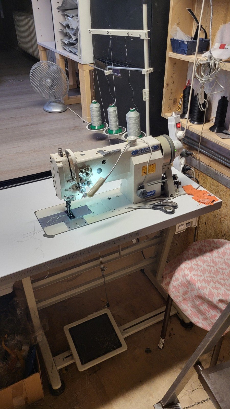 Zeilmakerij naaimachine, pons en tourniquetten machines etc, Ophalen, Naaimachine, Overige merken