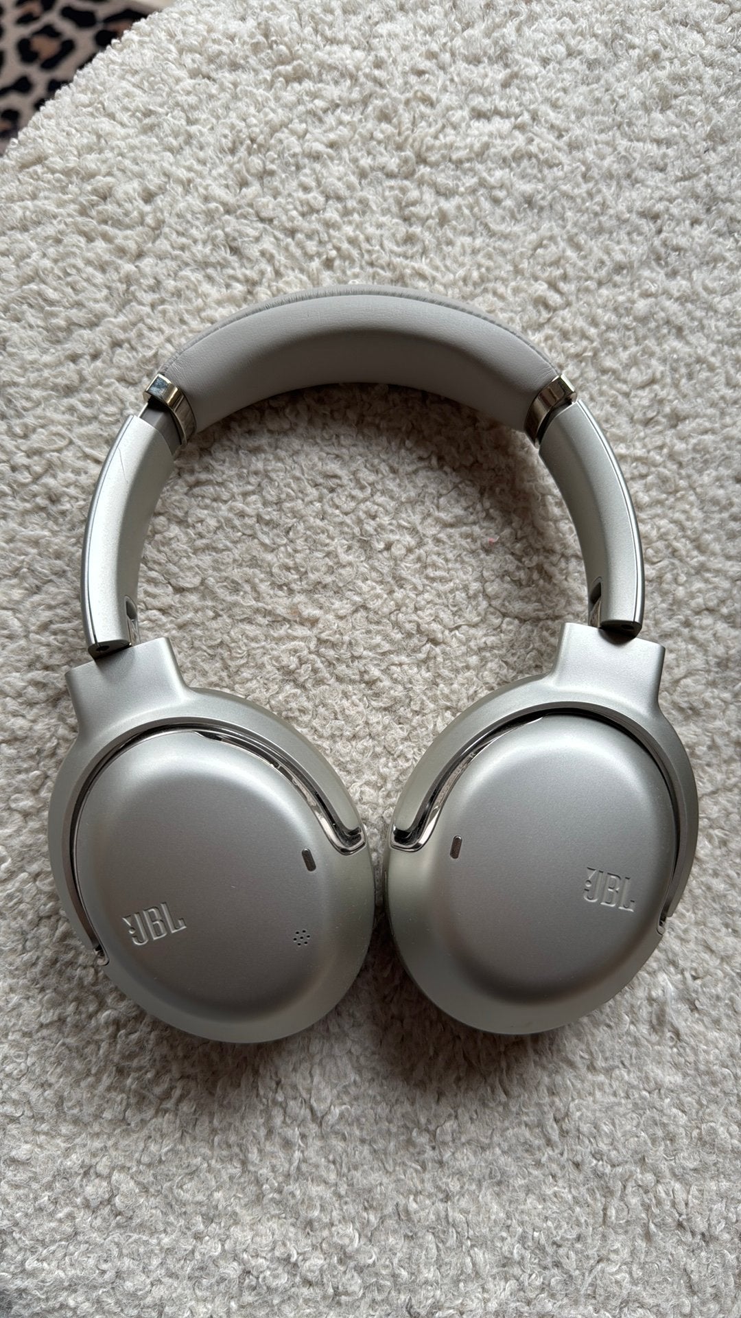 JBL- tour one m2 koptelefoon
