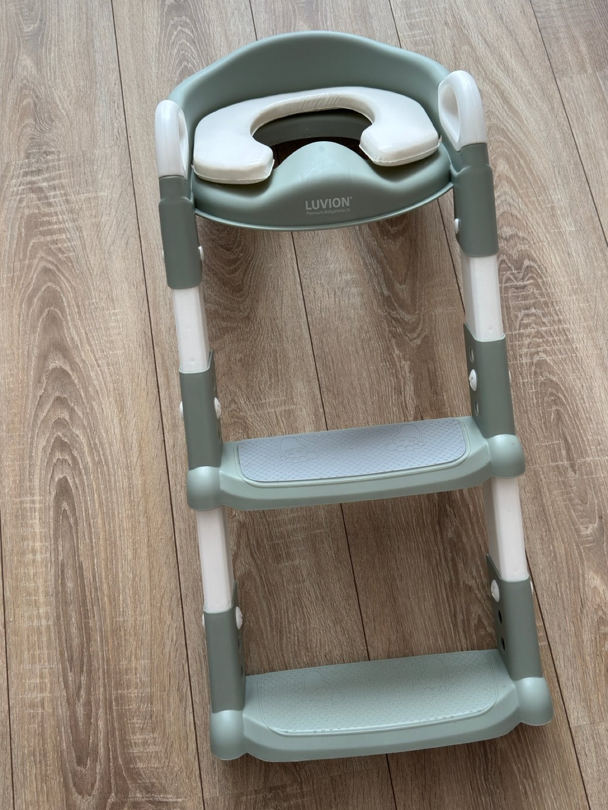 Luvion toilet / wc verkleiner met trappetje, Ophalen of Verzenden, Zo goed als nieuw